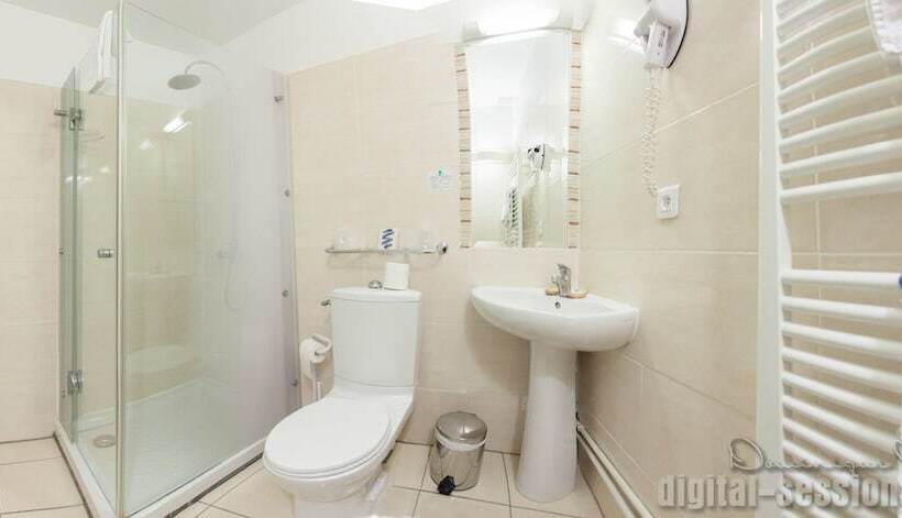 غرفة قياسية, La Flambee