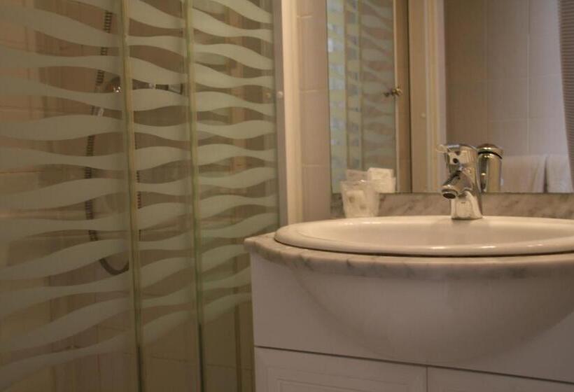 スタンダードルーム, La Maison Normande