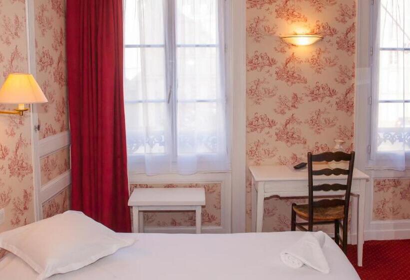 标准三人间, La Maison Normande
