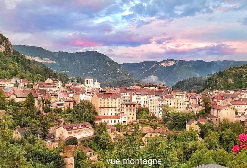 패밀리 룸, Jura Hotel Restaurant Le Panoramic