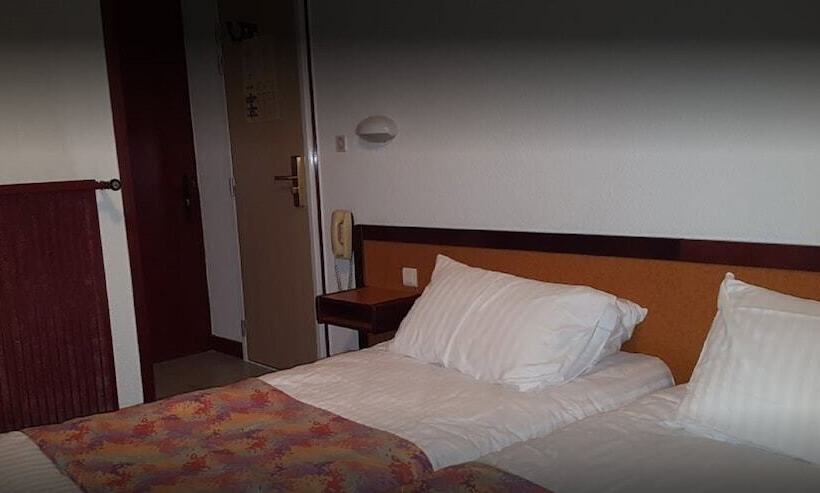 Номер Стандарт, Logis Hotel Eden Lac