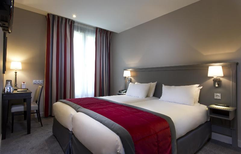 Superior Room King Size Bed, Best Western Montcalm