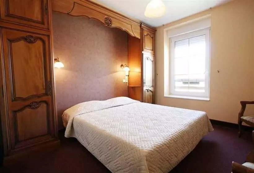 Standard Yhden Hengen Huone, De France