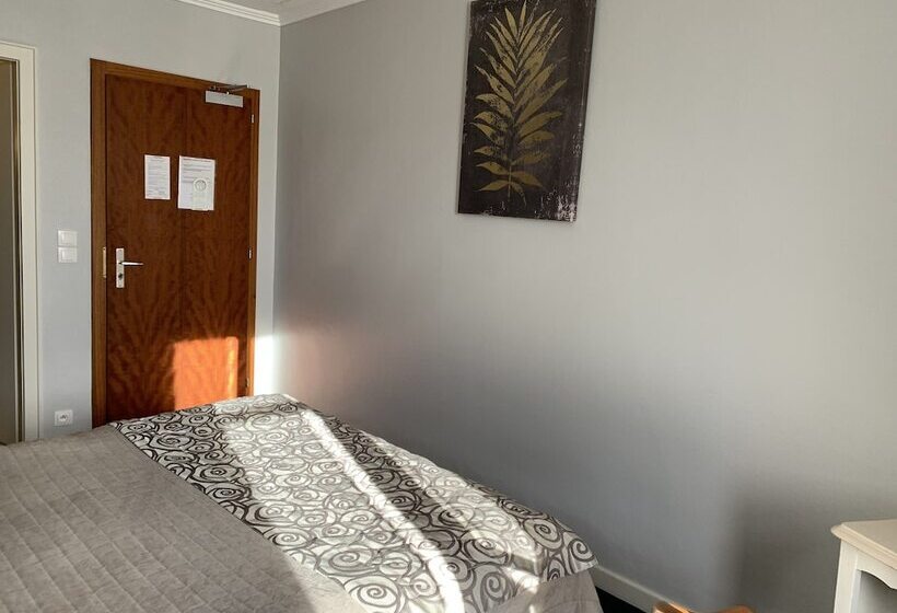 标准单人间, Logis Cit Hôtel Des Vosges 5 Rue De La Gare