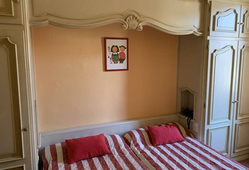 标准间, Logis Cit Hôtel Des Vosges 5 Rue De La Gare