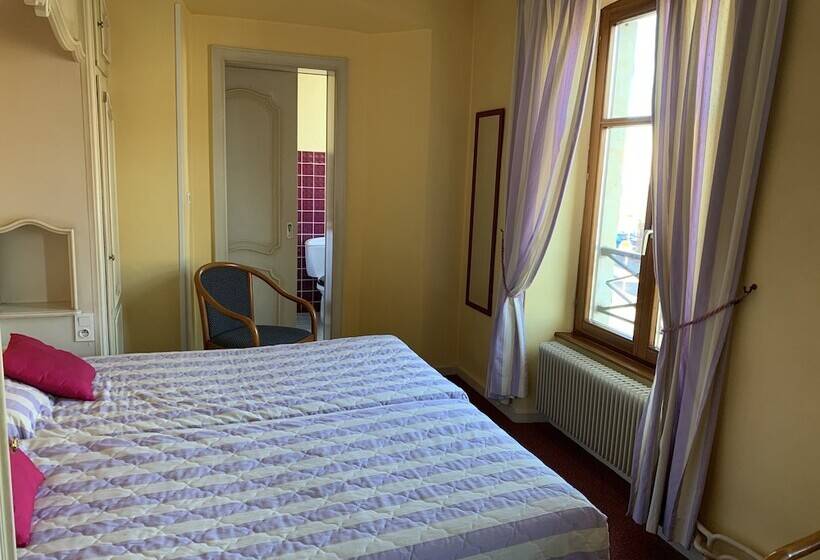 标准三人间, Logis Cit Hôtel Des Vosges 5 Rue De La Gare