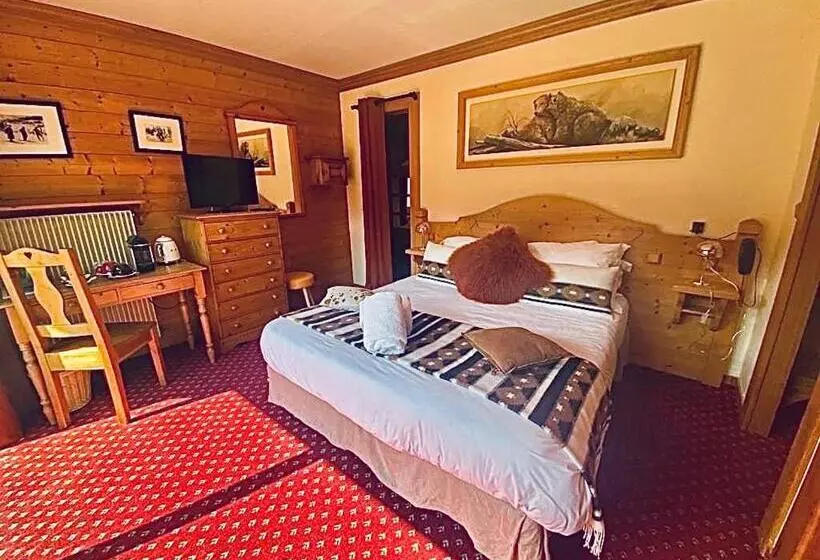 Perhehuone, Hôtel Le Labrador 1971