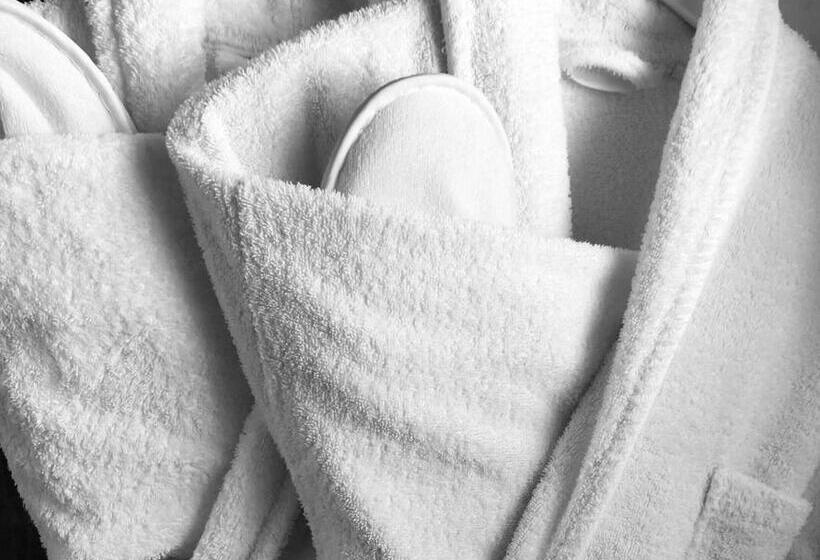 Номер Стандарт, Hôtel Le Labrador 1971