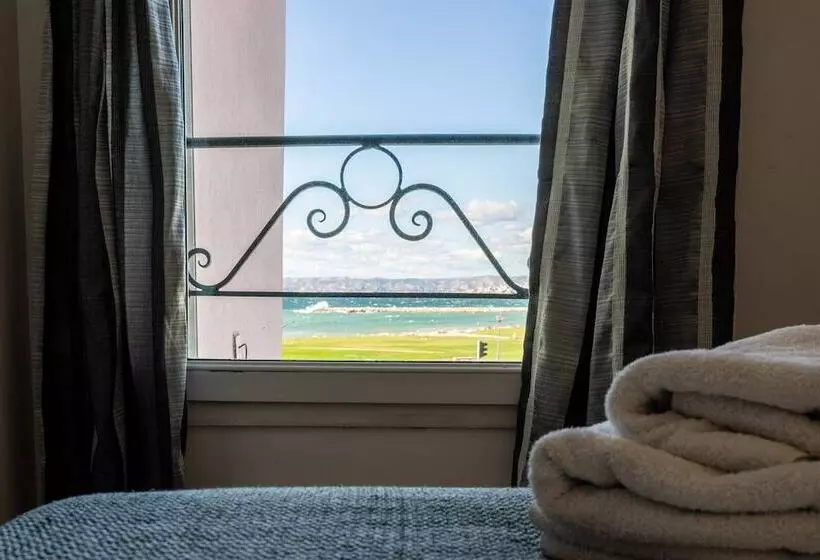 オーシャンビュースタンダードルーム, Hôtel Le Mistral