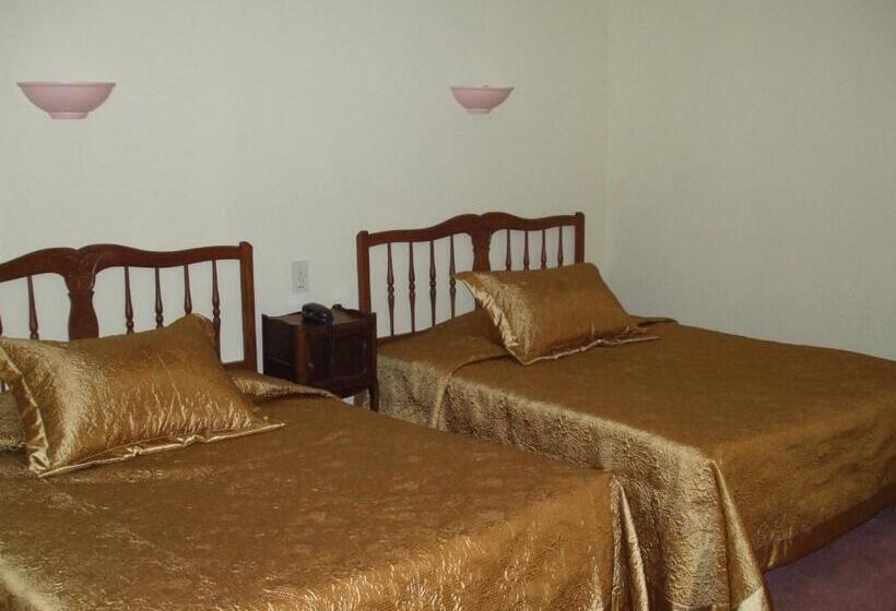 4인용 스탠다드 룸, Hôtel Le Sauvage