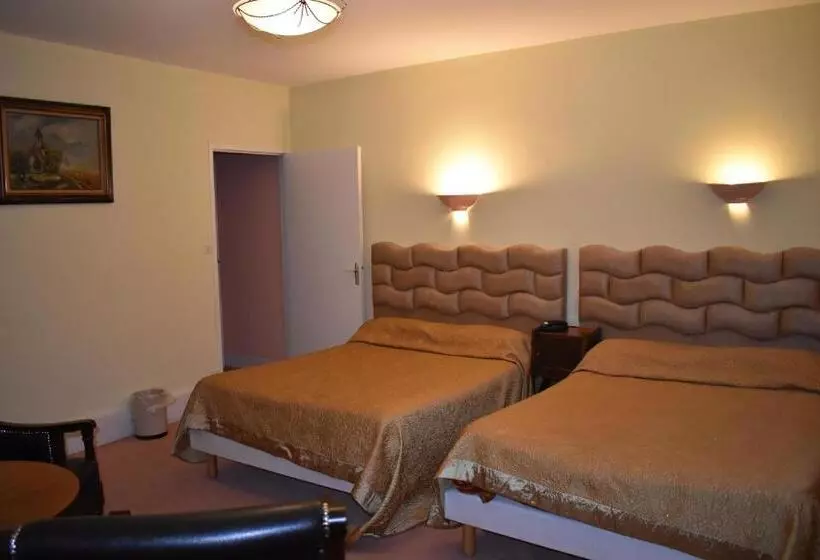 اتاق استاندارد چهار تخته, Hôtel Le Sauvage