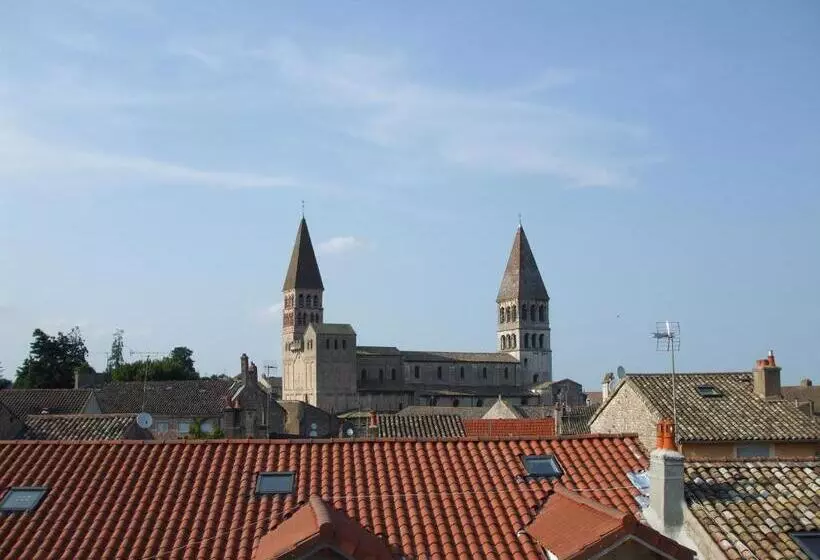 اتاق استاندارد با چشم‌انداز, Hôtel Le Sauvage