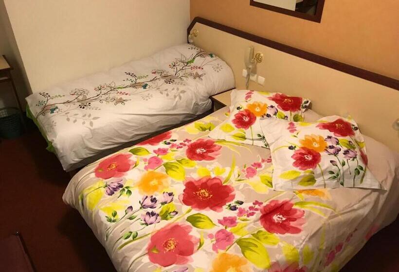 四人标准间, Hôtel Myosotis