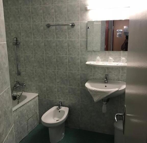 スタンダード４人部屋, Hôtel Myosotis