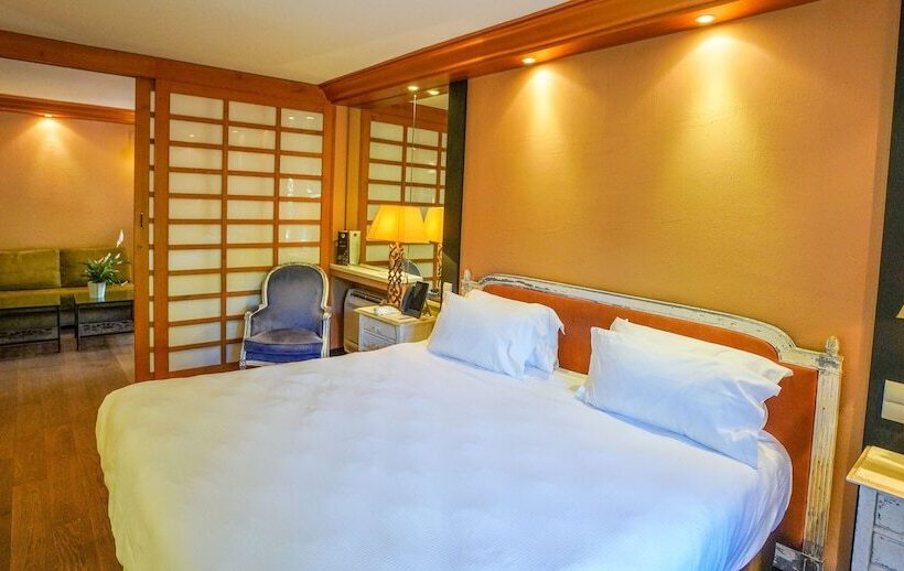 带露台的套间, La Mandarine