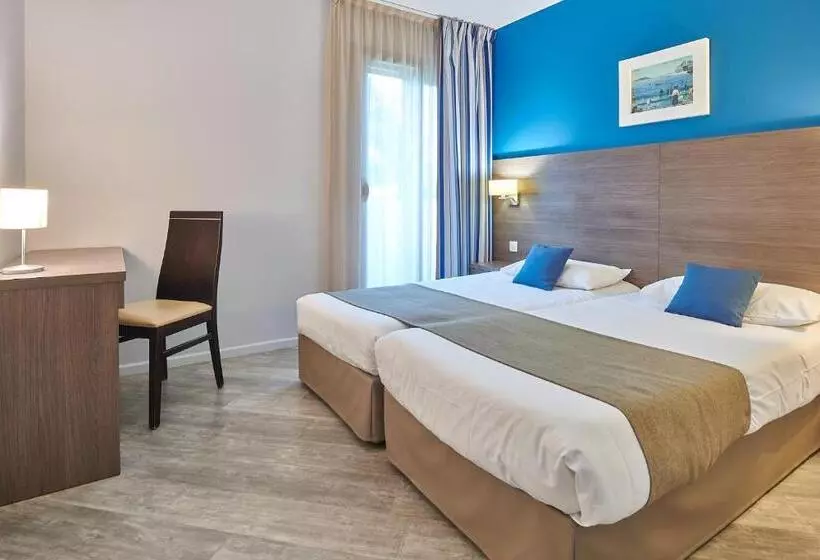 スタンダード4人部屋, Ibis Styles Biarritz Plage