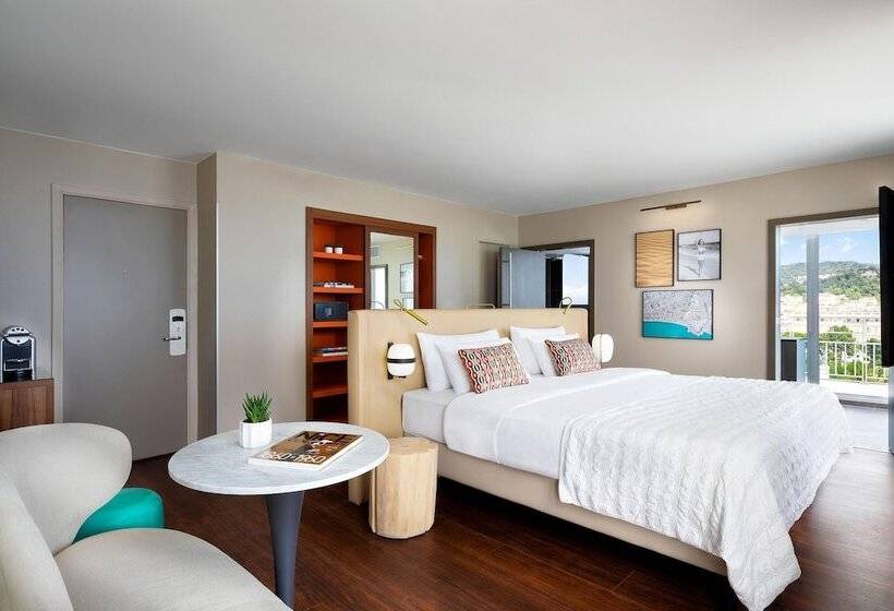 庭の見えるジュニアスイート, Le Méridien Nice