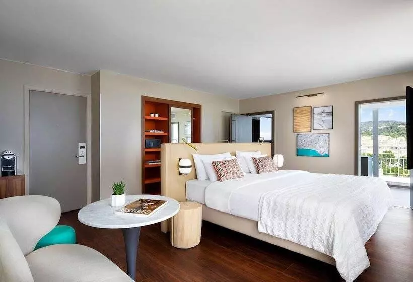 Junior Suite Haveudsigt, Le Méridien Nice
