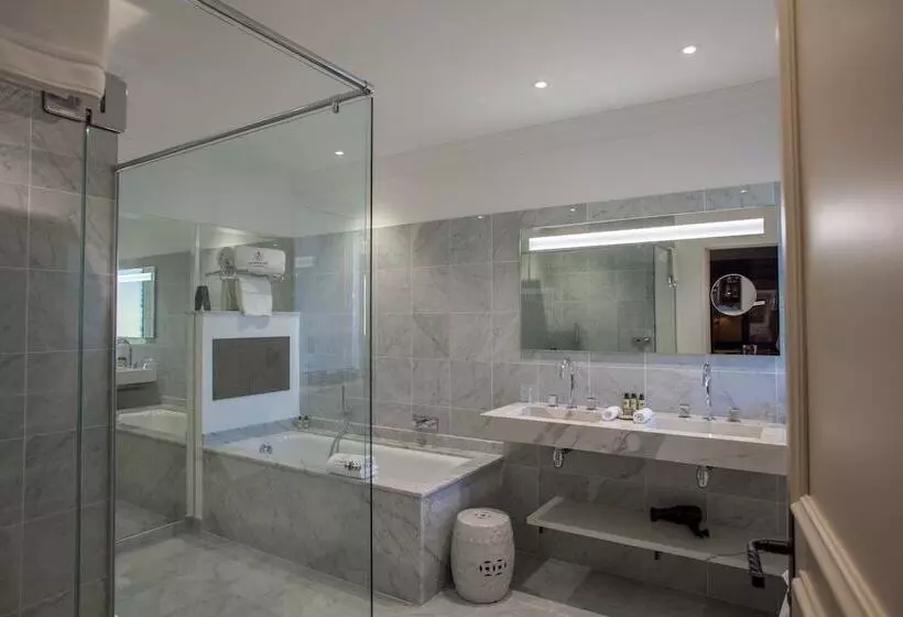 デラックスルーム, Le Phebus & Spa – Relais & Chateaux