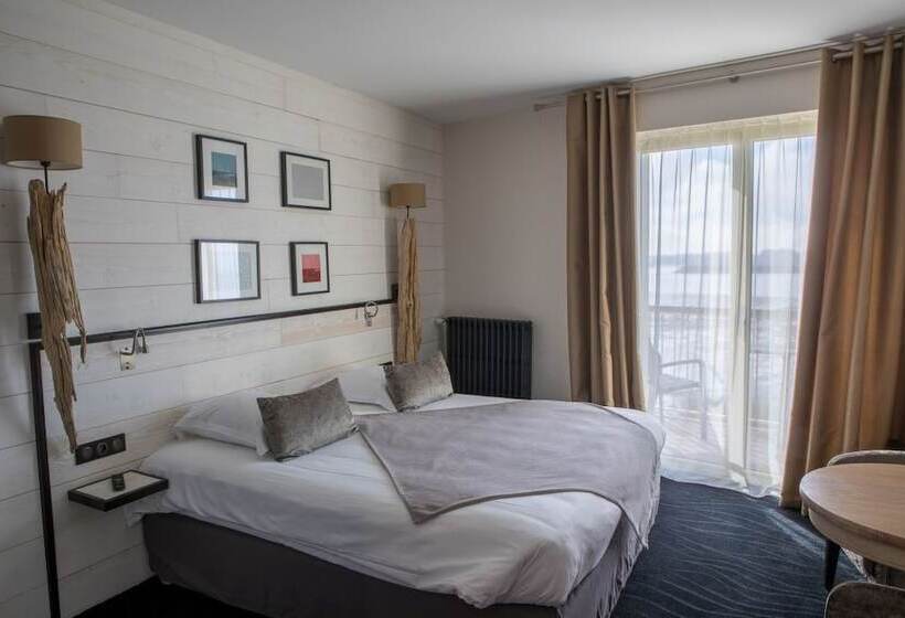 패밀리 스위트, Les Brises