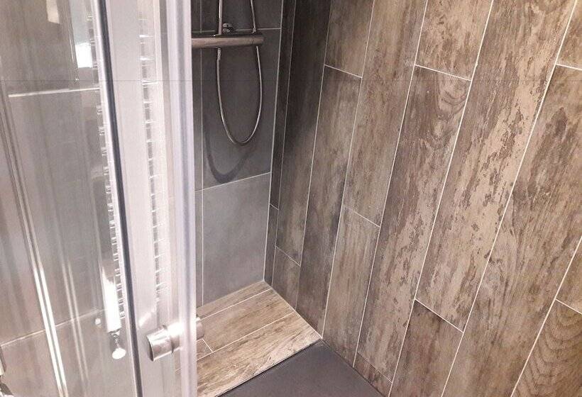 프리미엄 룸, Les Brises