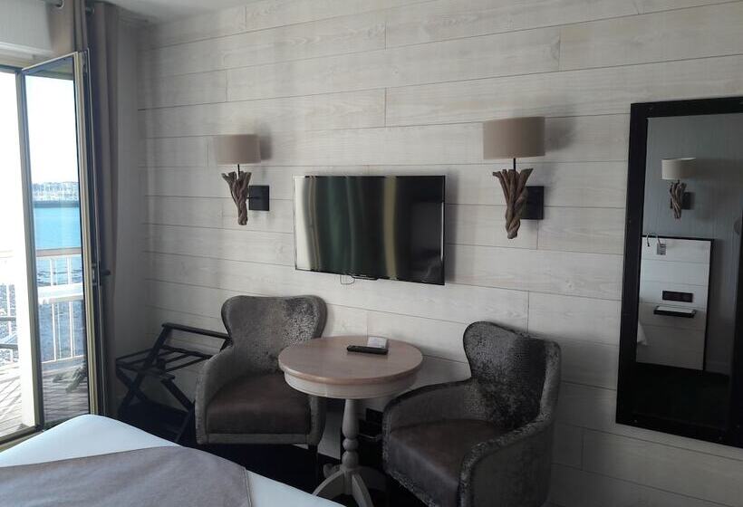 프리미엄 룸, Les Brises