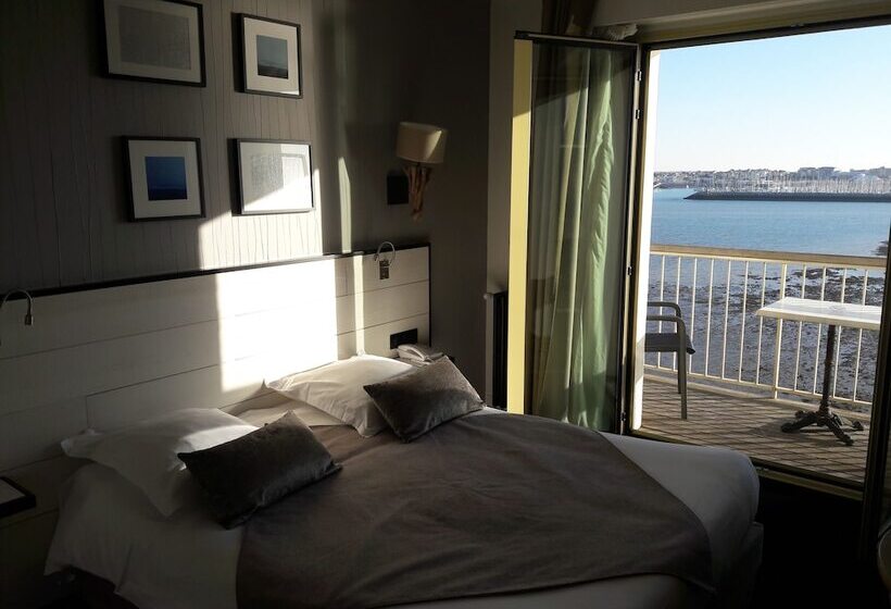 프리미엄 룸, Les Brises