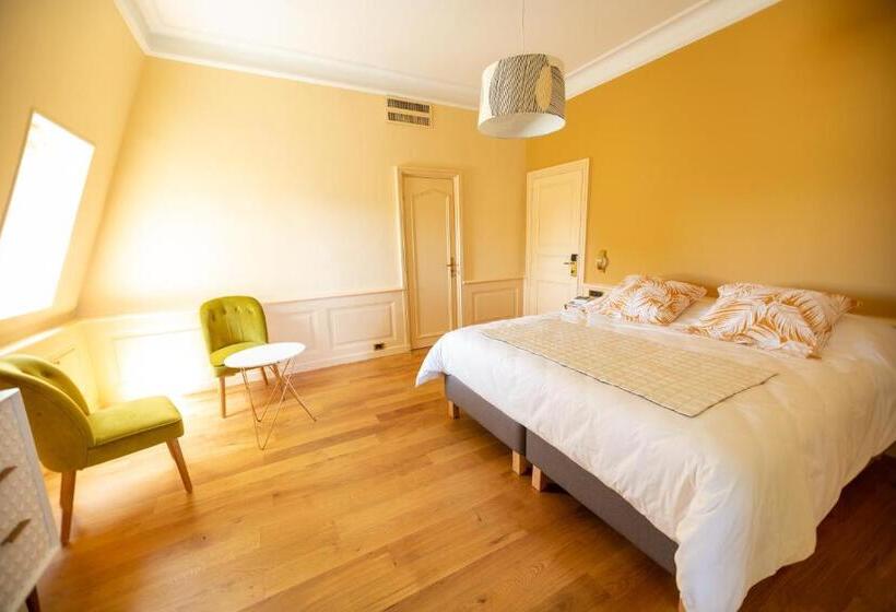 ویلای 1 خوابه, Les Frenes En Provence Château Zen