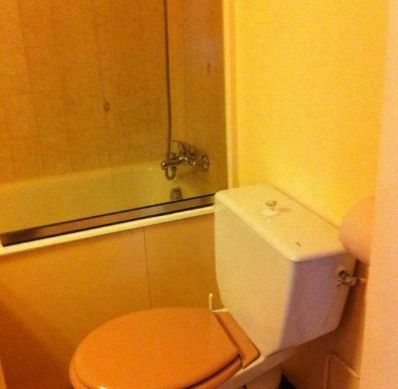 غرفة قياسية, Les Pastels