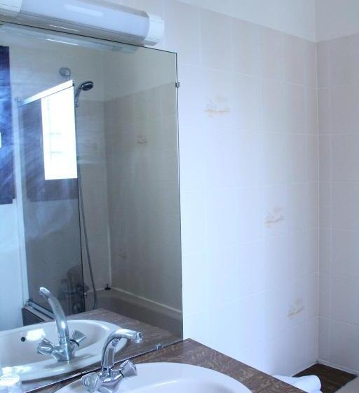 غرفة قياسية, Les Pastels