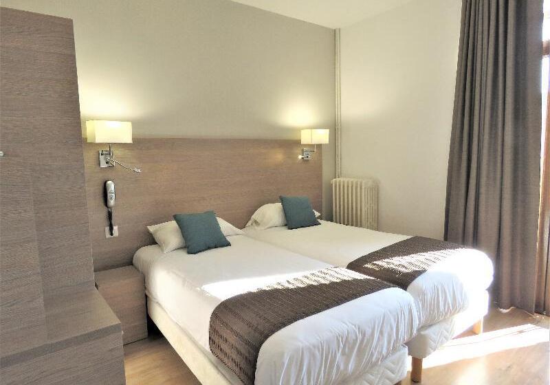 스탠다드 룸, Logis Hôtel Restaurant Le Cours