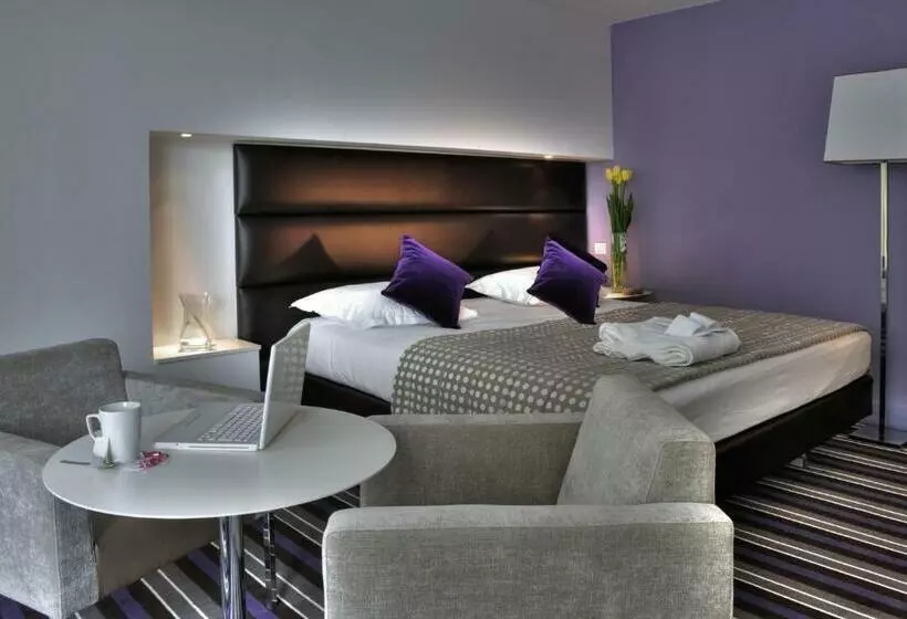 اتاق سوپریور با چشمانداز شهر, Mercure Nice Promenade Des Anglais