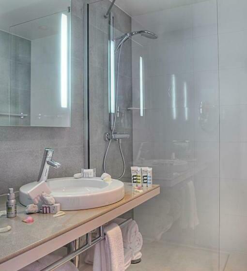 اتاق سوپریور با چشمانداز شهر, Mercure Nice Promenade Des Anglais