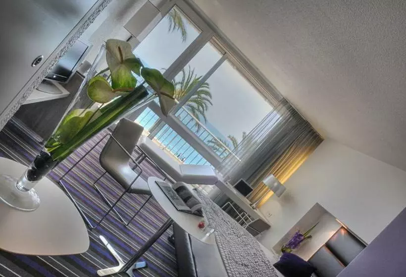 اتاق پرستیژ با چشم‌انداز دریا, Mercure Nice Promenade Des Anglais