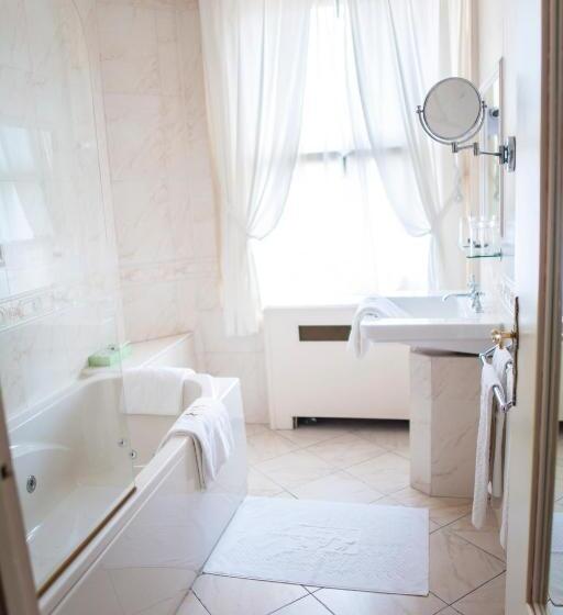 패밀리 룸, Meurice