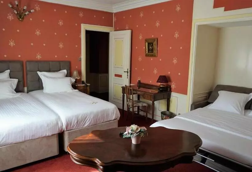 Chambre Familiale, Meurice
