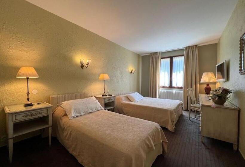 غرفة سوبيريور, Million