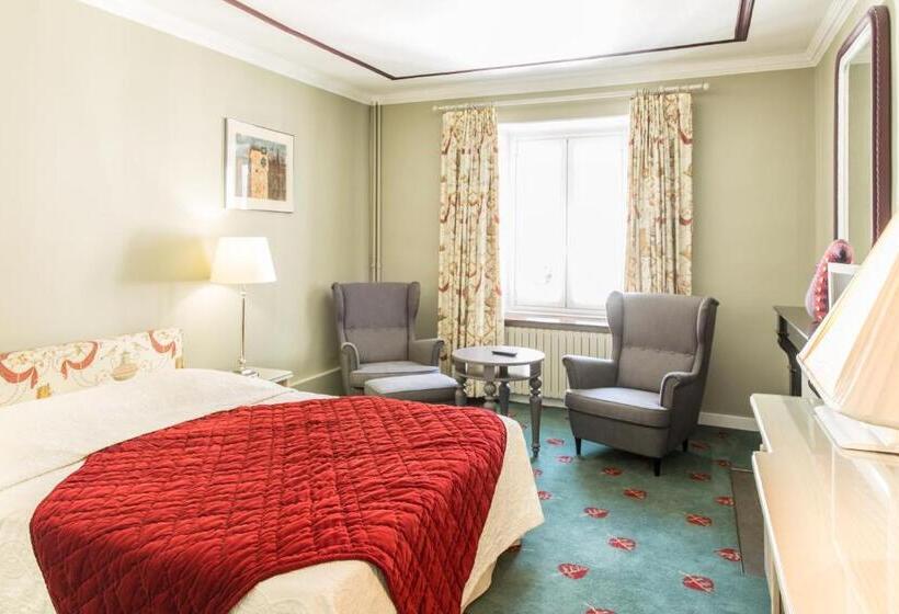 غرفة قياسية, Million