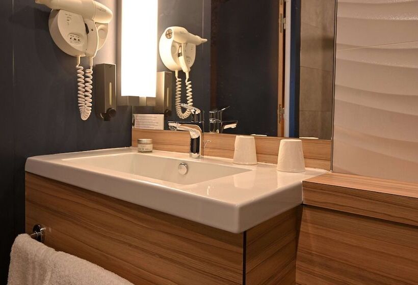 스탠다드 룸, Dali Hôtel Perpignan Restaurant