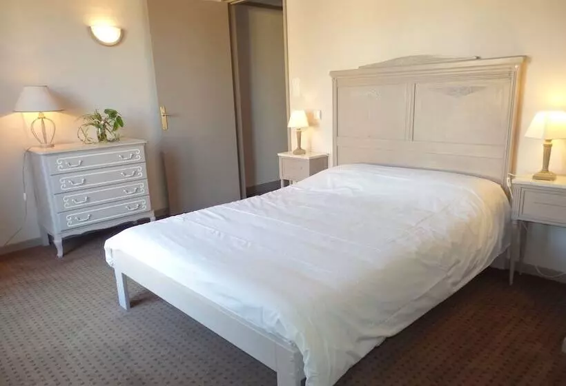 Camera Standard, Royal Vezere