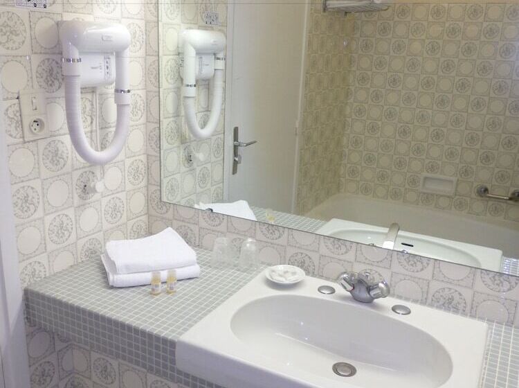 חדר סטנדרט נוף לנהר, Royal Vezere