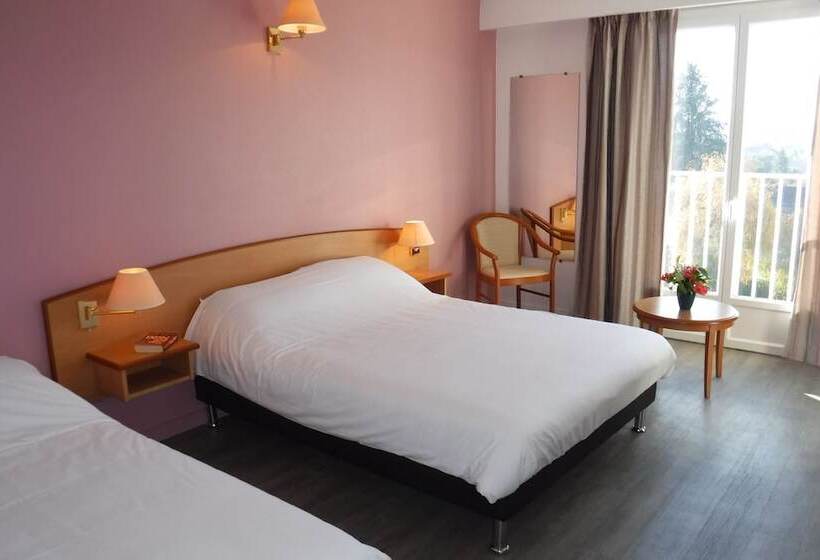 חדר סטנדרט לשלושה, Royal Vezere