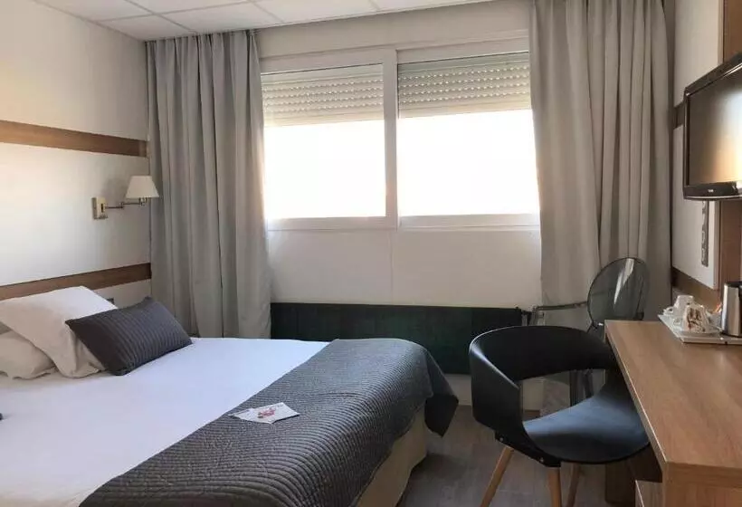 プールビューのプレミアムルーム, The Originals Boutique, Hôtel Neptune, Montpellier Sud