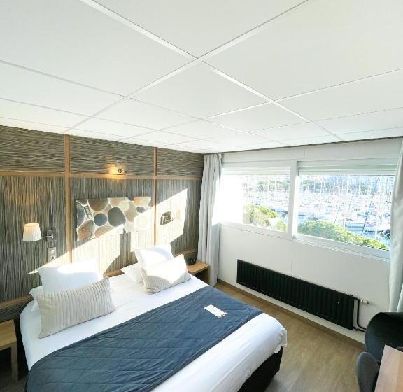 プールビューのプレミアムルーム, The Originals Boutique, Hôtel Neptune, Montpellier Sud