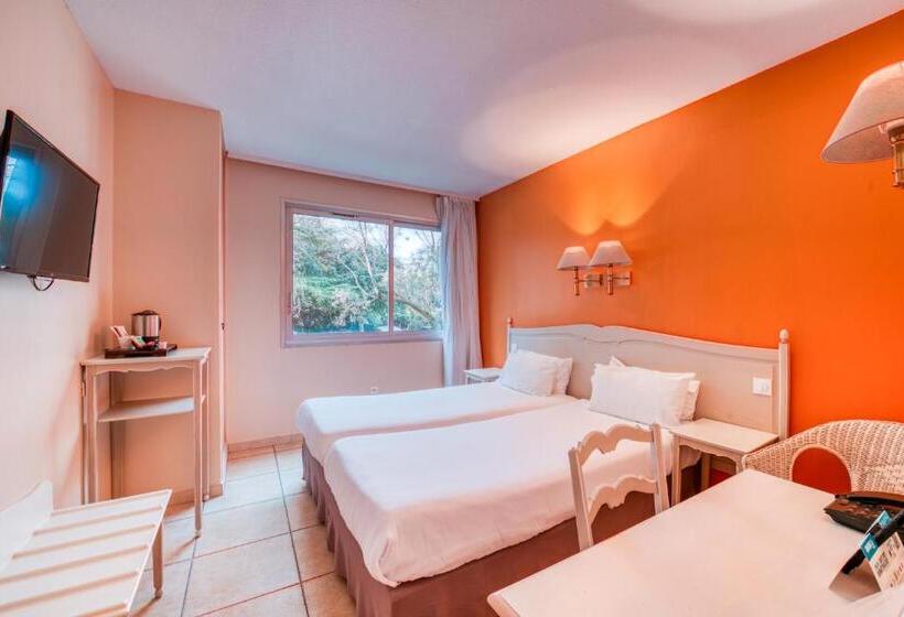 Номер Стандарт, Logis Nimotel Hôtel Cosy