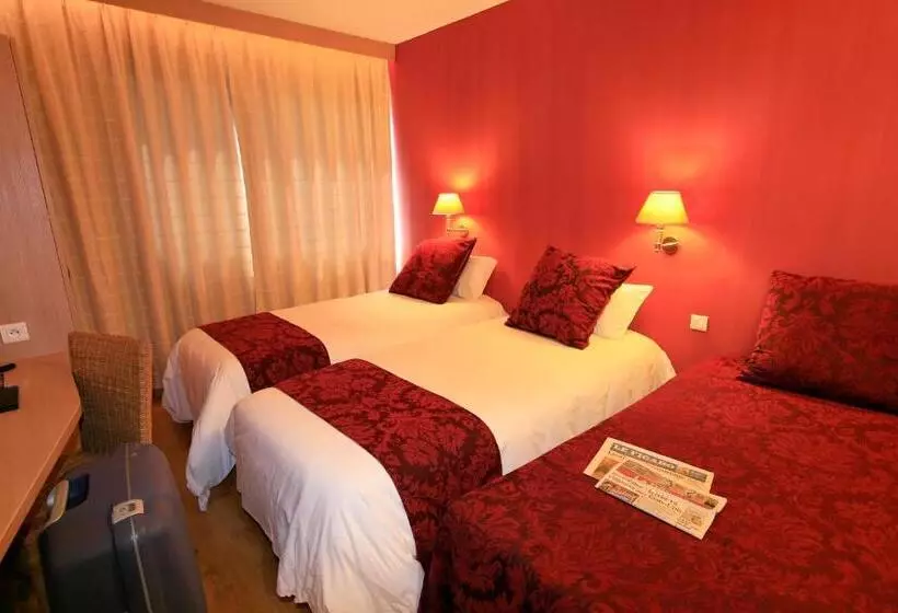 Superior Triple Room, Logis Nimotel Hôtel Cosy