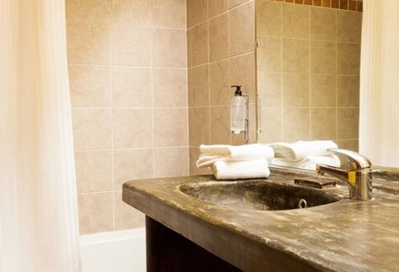 اتاق استاندارد, Logis Nimotel Hôtel Cosy