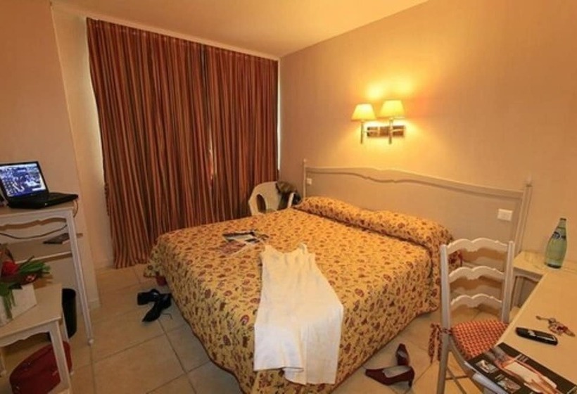 اتاق استاندارد, Logis Nimotel Hôtel Cosy
