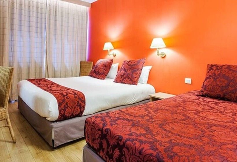 اتاق سوپریور سه تخته, Logis Nimotel Hôtel Cosy