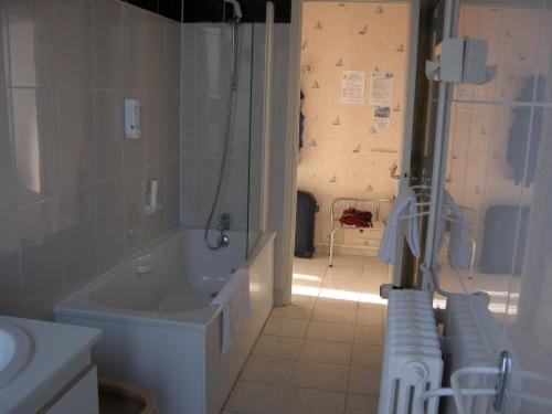 Номер Стандарт, Normotel   La Marine